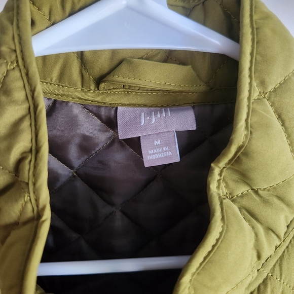 Gorgeous Green J.Jill Quilted Vest Medium Snap Front Pockets Warm - Picture 2 of 11